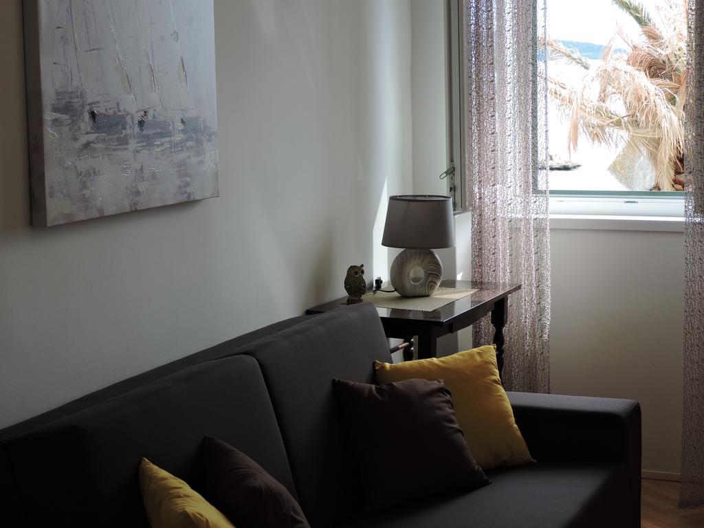 Apartments Nina Riva Kaštela 外观 照片