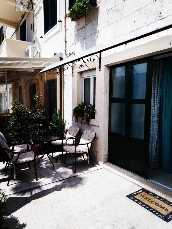 Apartments Nina Riva Kaštela 外观 照片